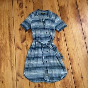 European brand buttoned shirt dress